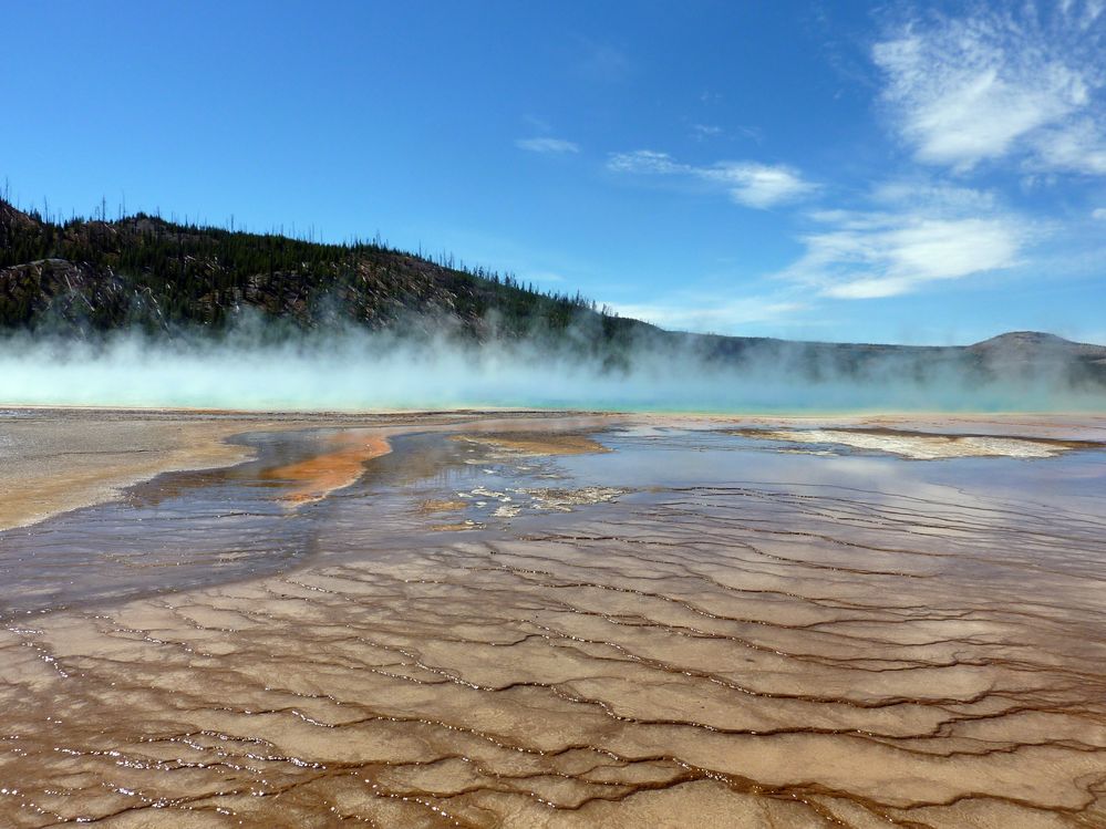Yellowstone Midway Geyser Basin Grand Prismatic Spring (4).JPG